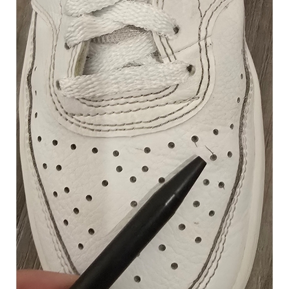 Nike Court Vision Low Sneakers – Size 8 – White - Picture 13 of 14